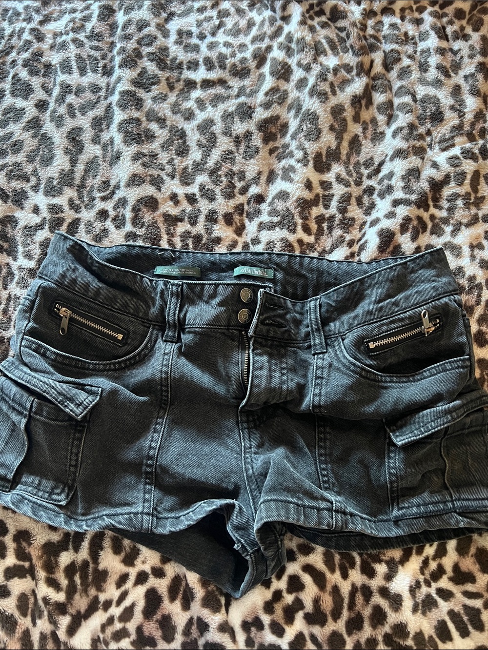 wild fable Black Cargo Denim Shorts with Zipper Pockets
